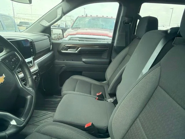 Used 2024 Gray Chevrolet LT image 10
