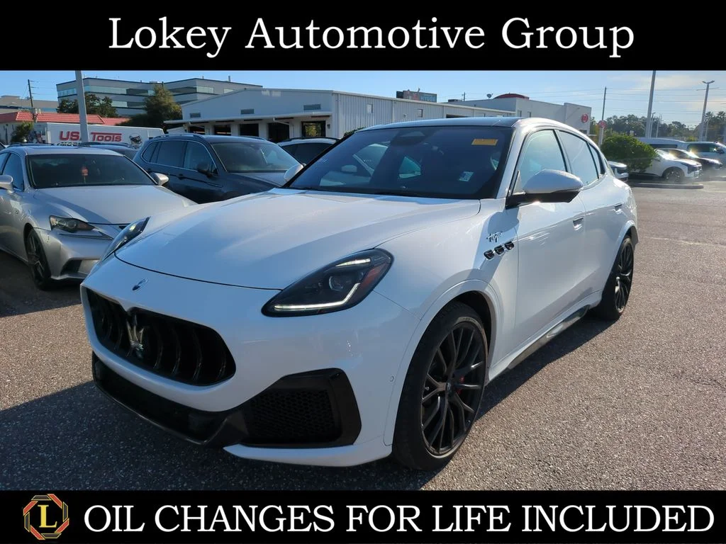 Used 2024  Maserati Trofeo image 1