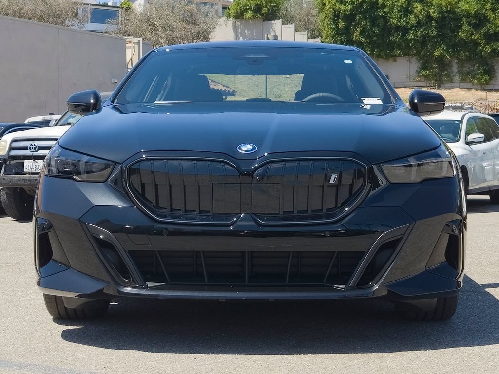 New 2027 Black Sapphire Metallic BMW eDrive40 image 2