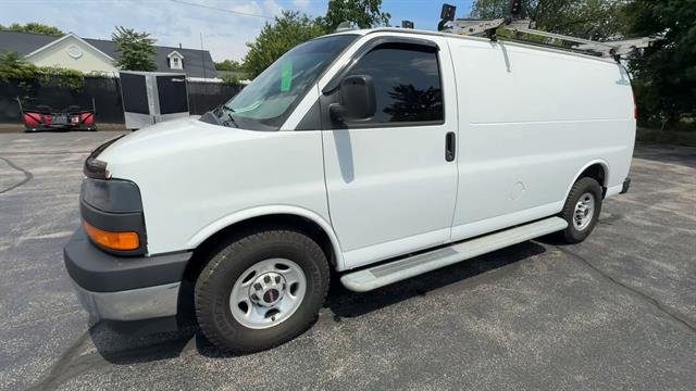 2019 GMC Savana Cargo Work Van - Photo 4