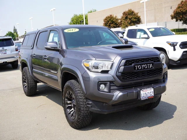 2017 Toyota Tacoma TRD Sport