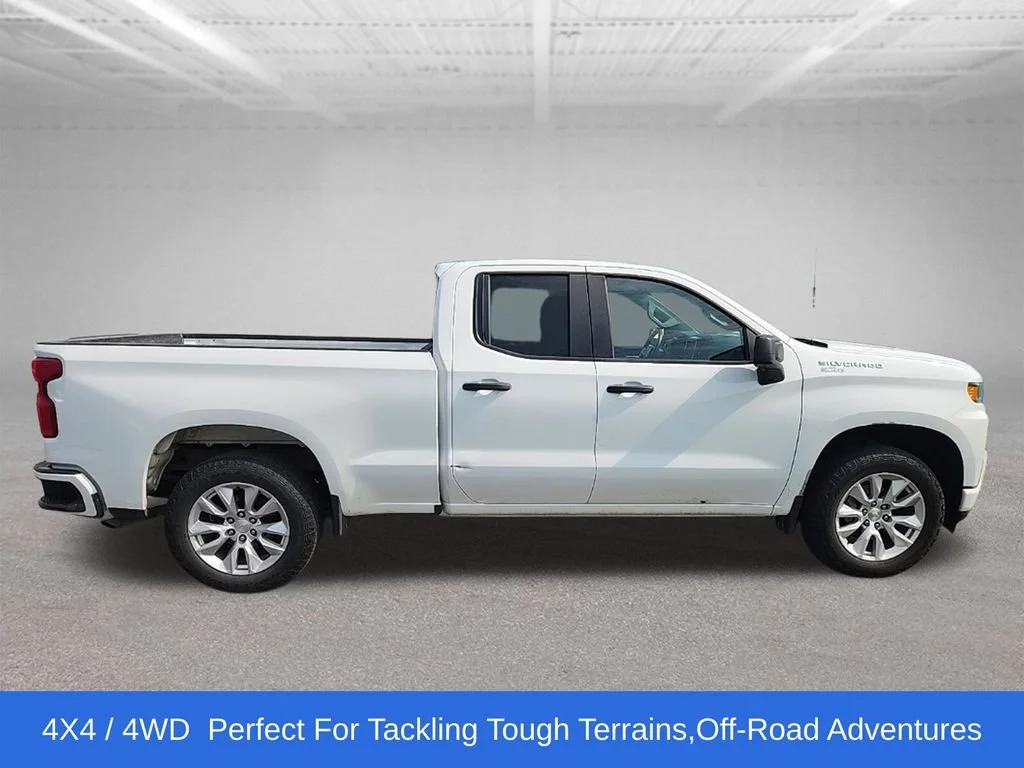 Used 2020 Chevrolet Silverado 1500 Custom with VIN 1GCRYBEH0LZ290198 for sale in Northfield, Minnesota