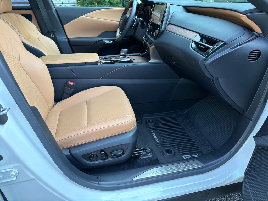 2023 Lexus RX 350 - Photo 13