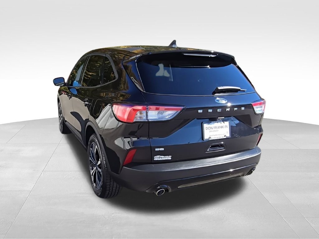 Used 2021 Black Ford SE image 7
