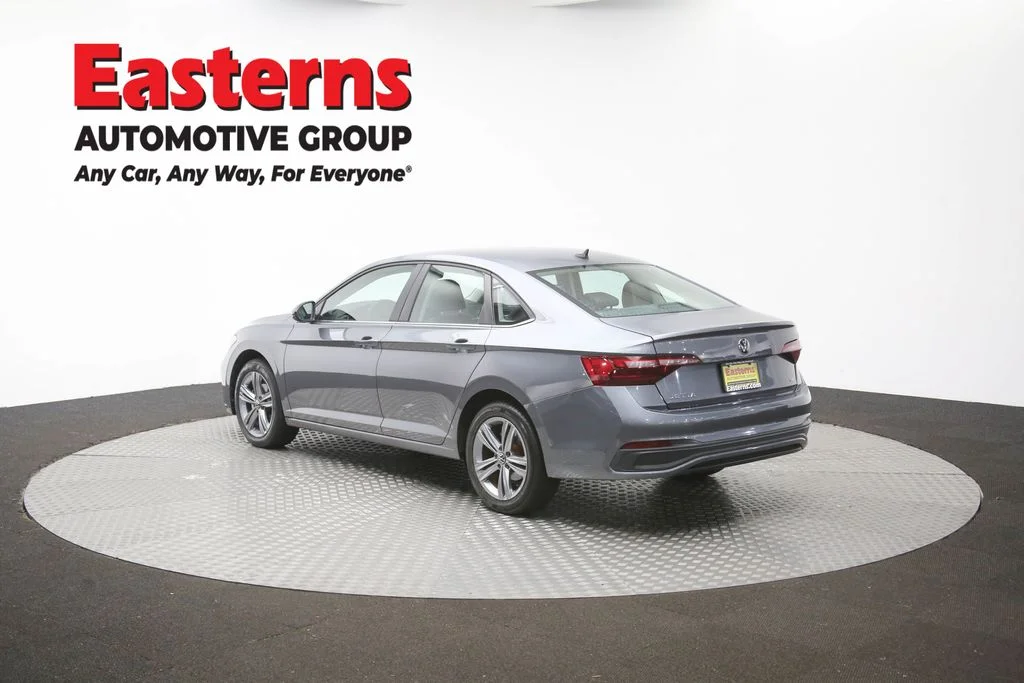 Used 2024 Silver Volkswagen 1.5T SE image 57