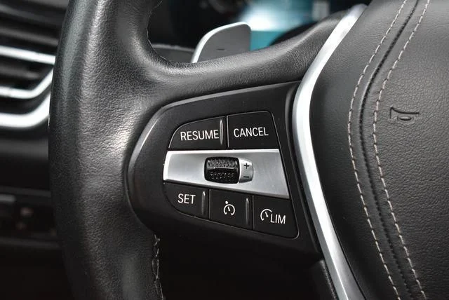 Used 2021 Alpine White BMW xDrive40i image 16