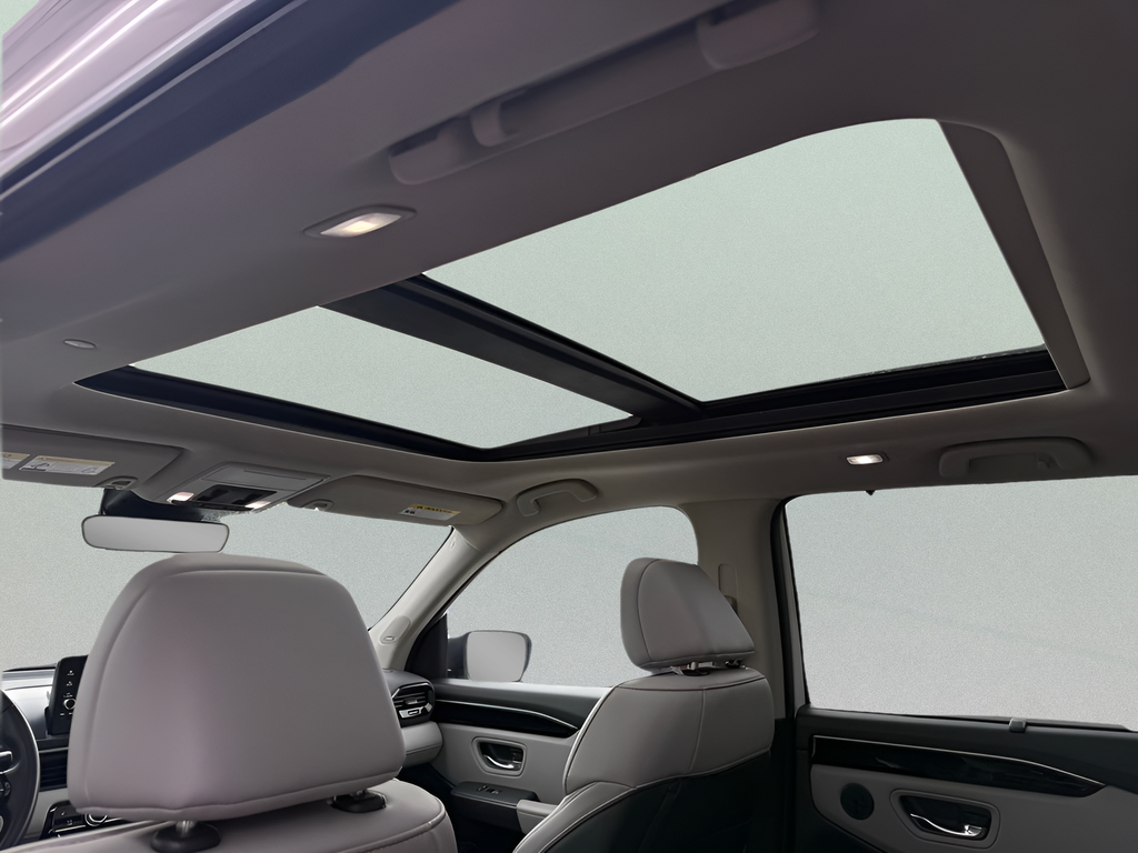 Used 2023 White Honda Touring image 19