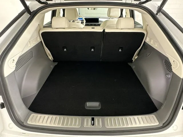New 2026 Genesis GV60 Base
