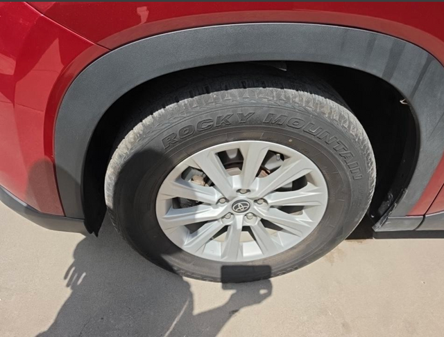 Used 2024 Red Toyota XLE image 10
