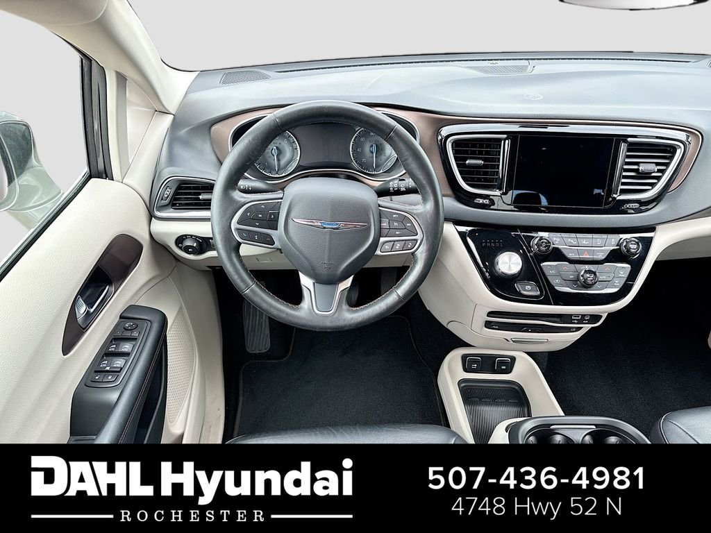 2019 Chrysler Pacifica Touring L Plus's photo