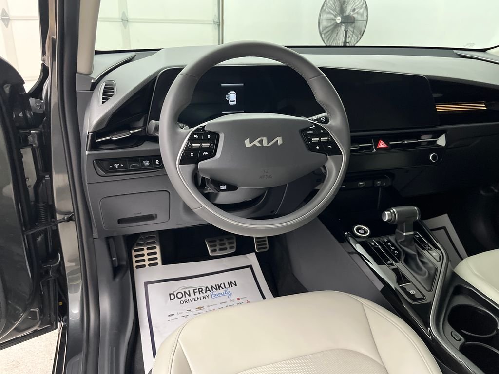 Used 2025 Gray Kia EX Touring image 15