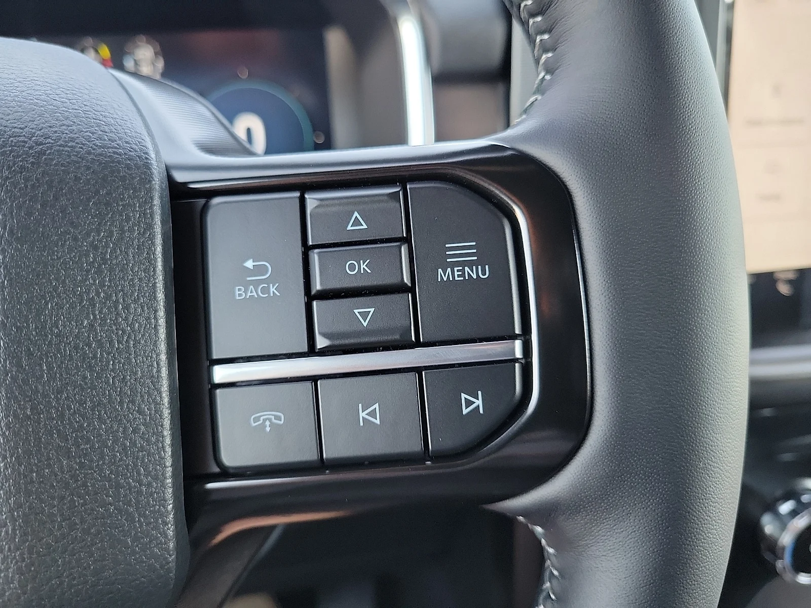 New 2026 Star White Metallic Tri-Coat Ford Platinum&reg; image 19