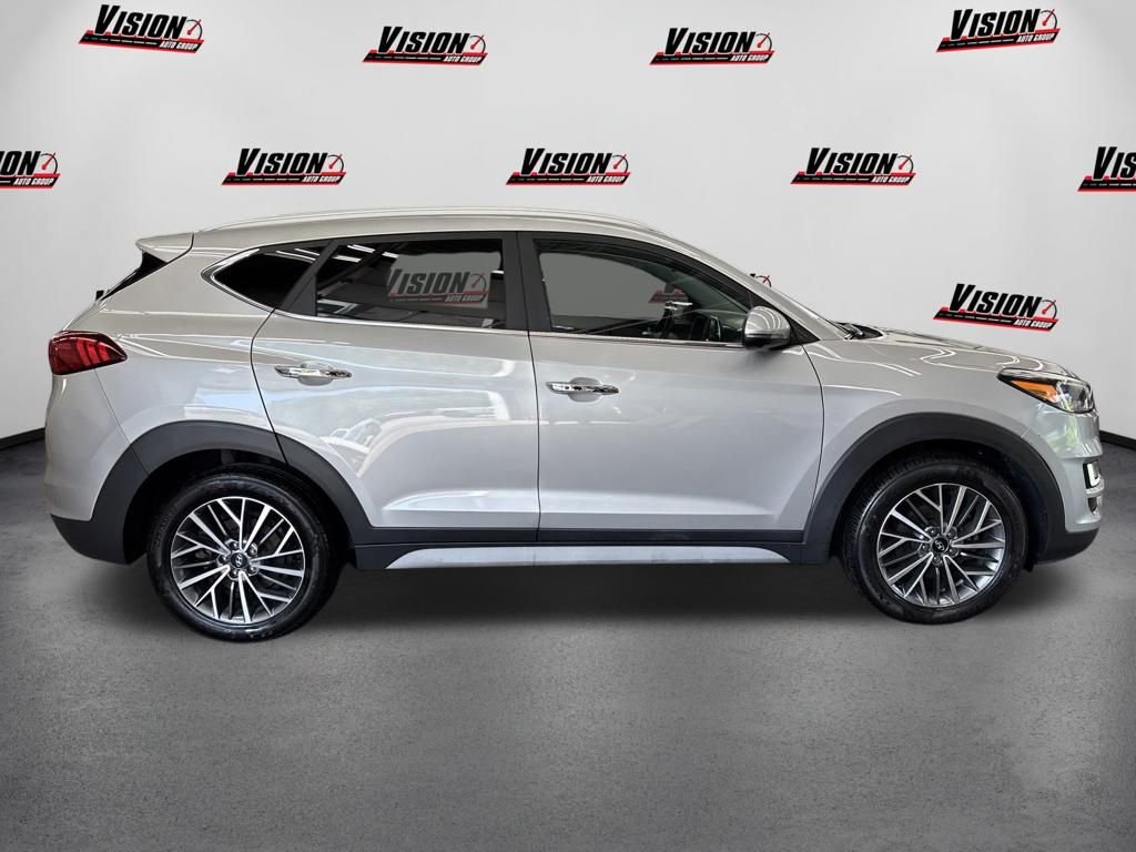 Used 2020 Silver Hyundai Limited image 4