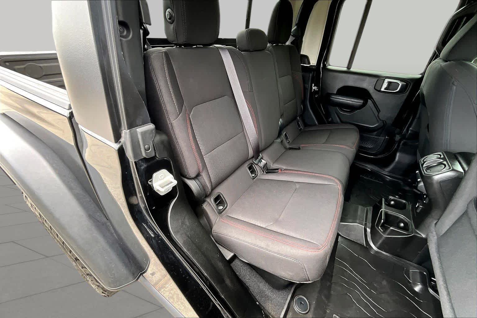Used 2023 Black Clearcoat Jeep Rubicon image 21