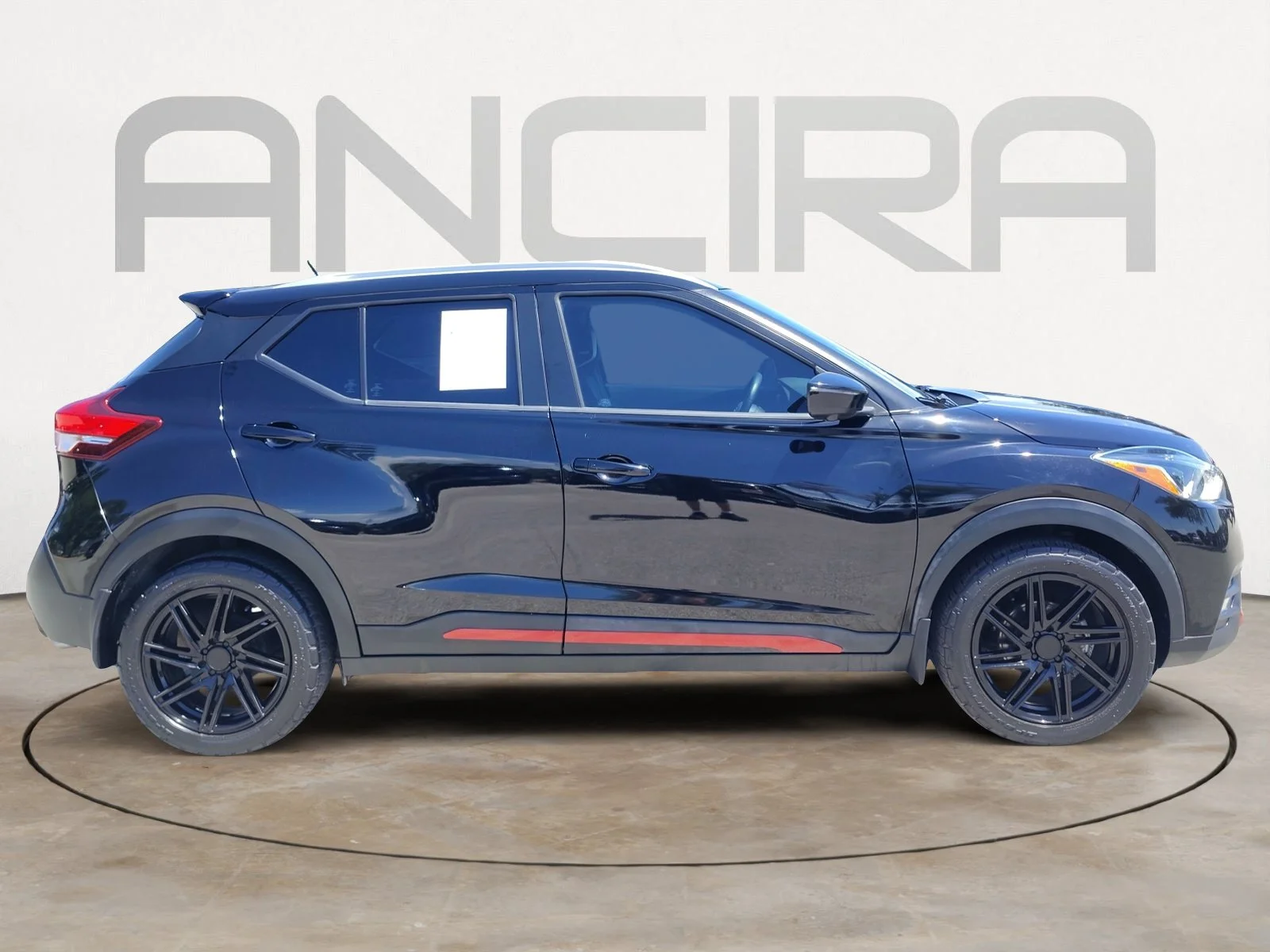Used 2019 Super Black Nissan SR image 12