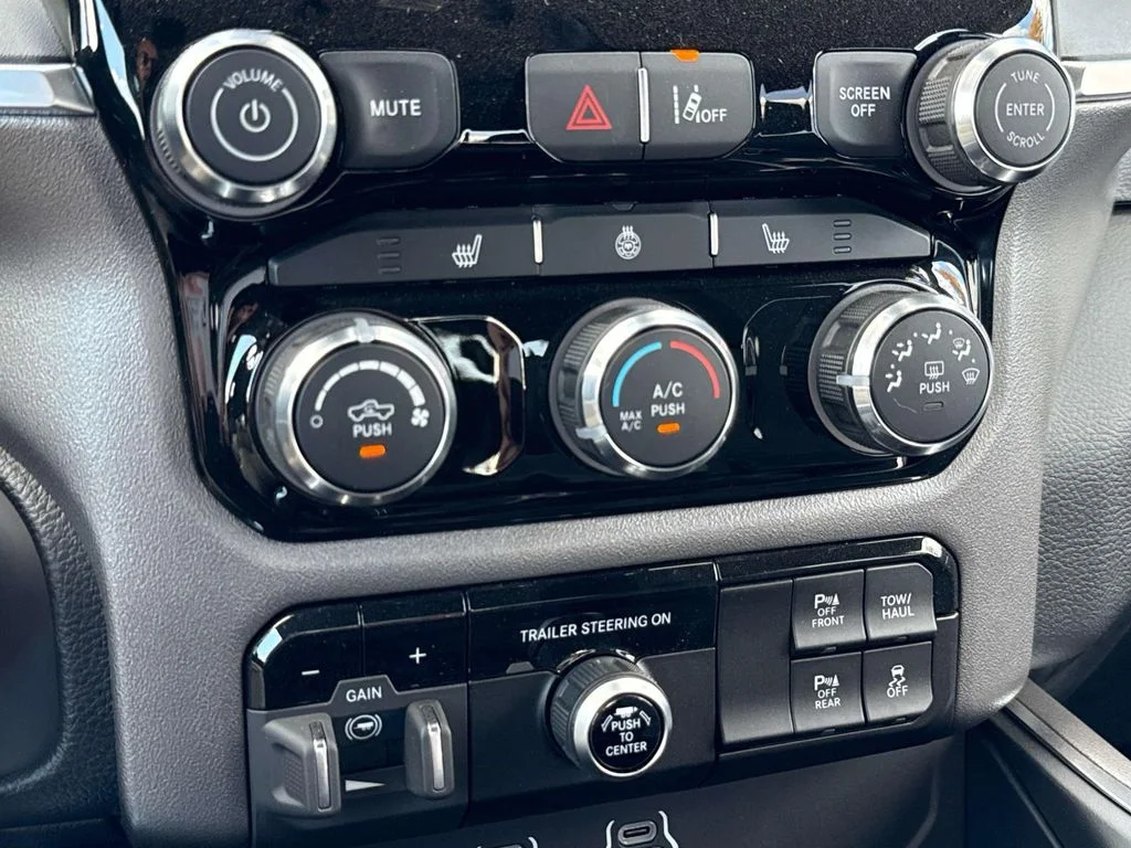 2025 RAM 1500 Big Horn/Lone Star - Photo 23