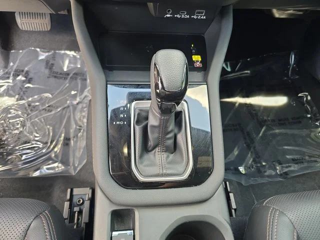 Used 2025 Beige Subaru Touring image 21