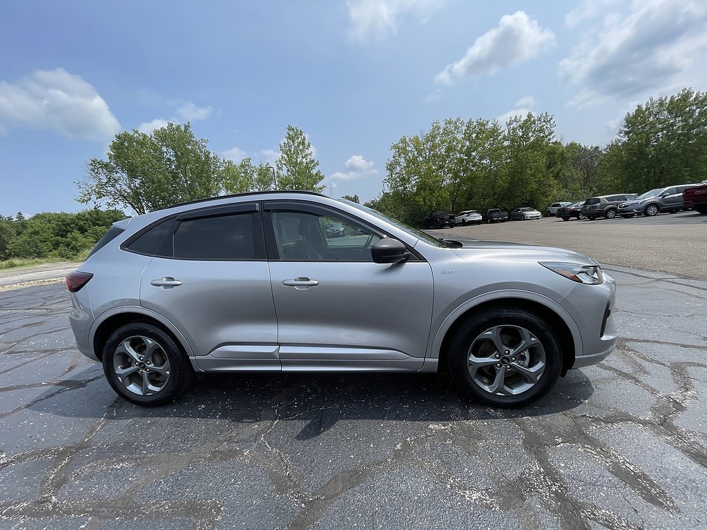2024 Ford Escape ST-Line - Photo 11