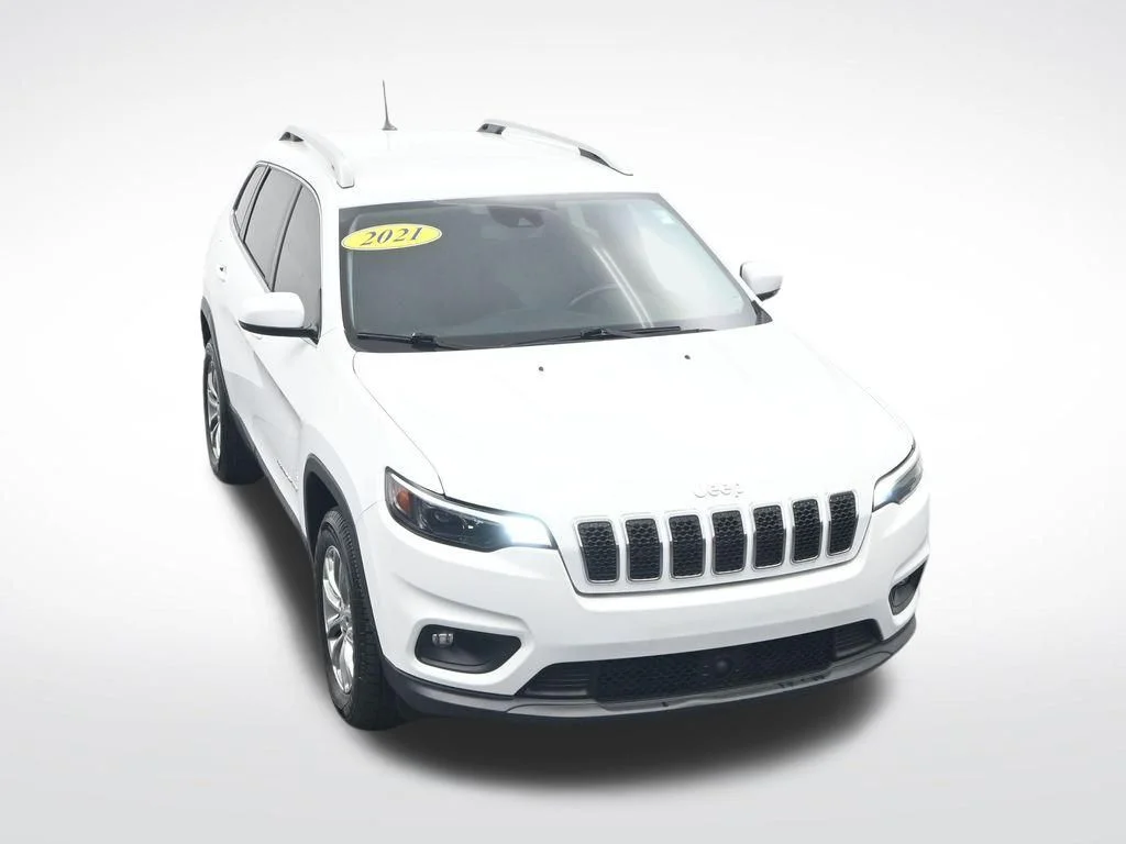 2021 Jeep Cherokee Latitude Lux - Photo 25