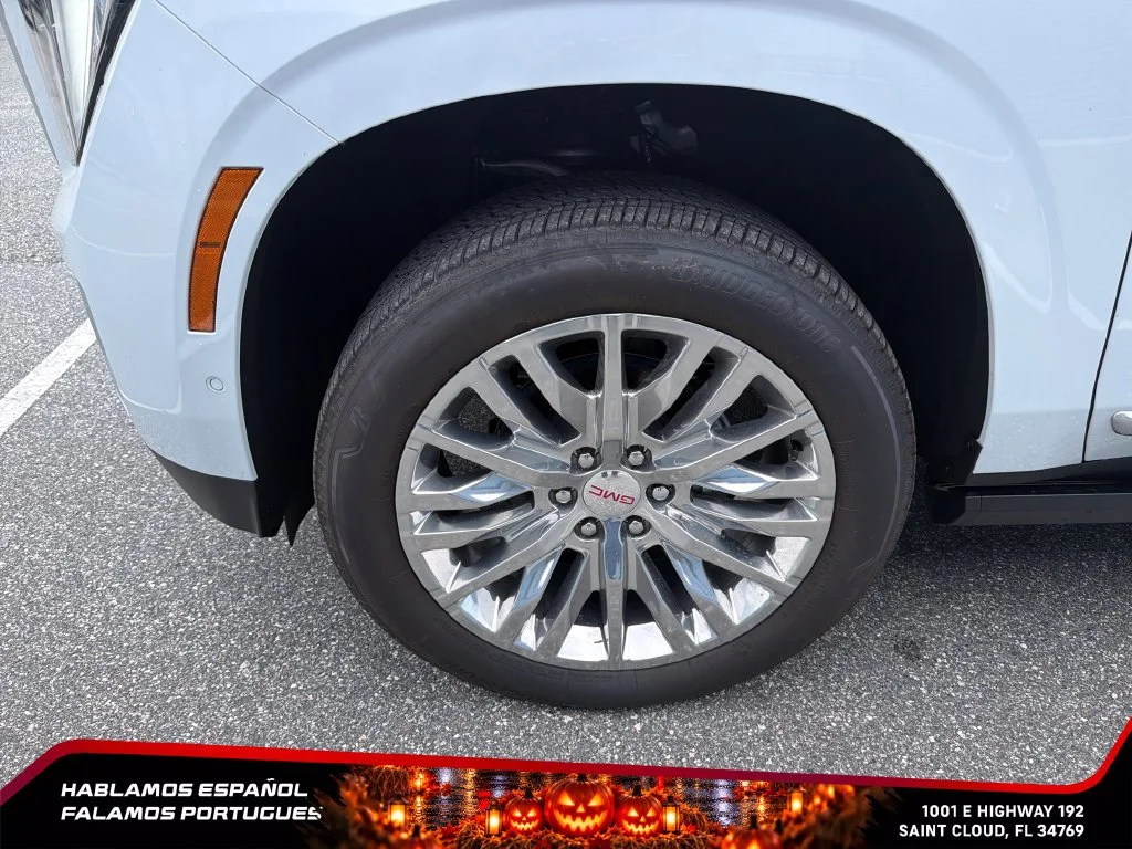 New 2026 Glacier White Tricoat GMC Denali image 10