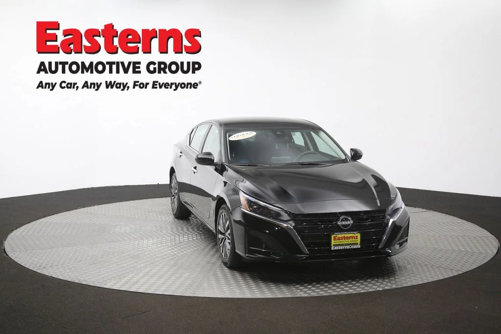 Used 2023 Black Nissan 2.5 SV image 51
