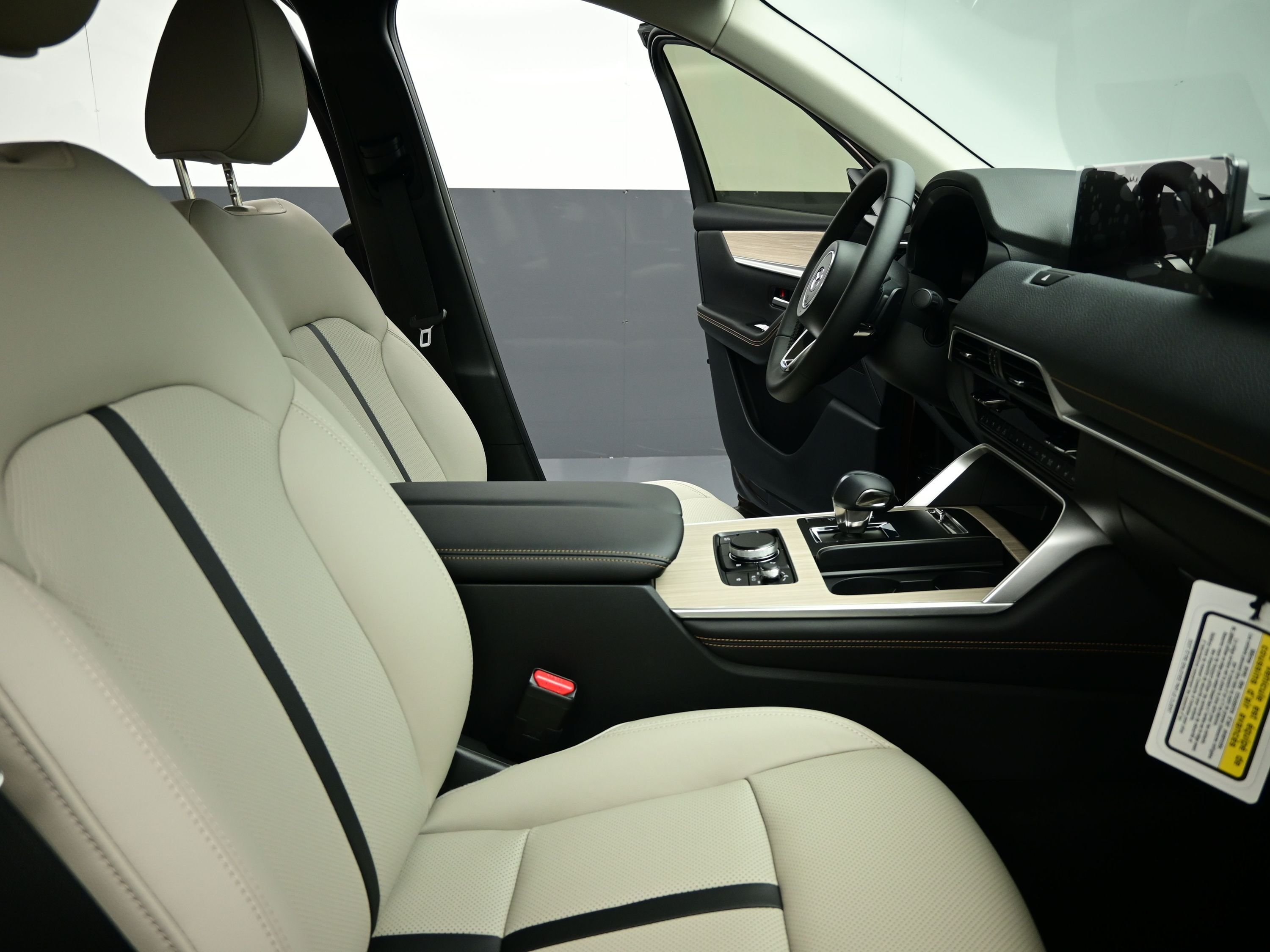 2026 Mazda CX-90 Premium Package - Photo 38