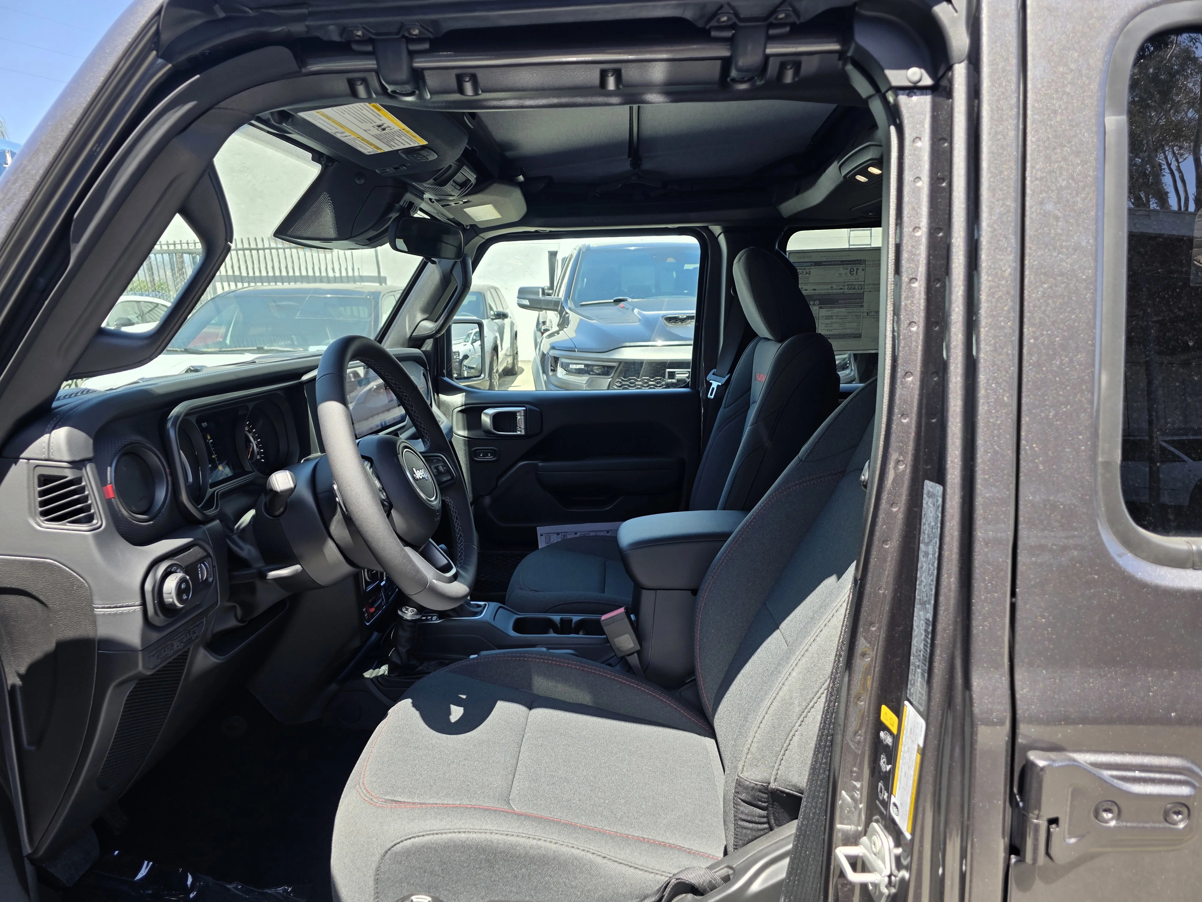 New 2026 Crystal Metallic Jeep Rubicon image 7
