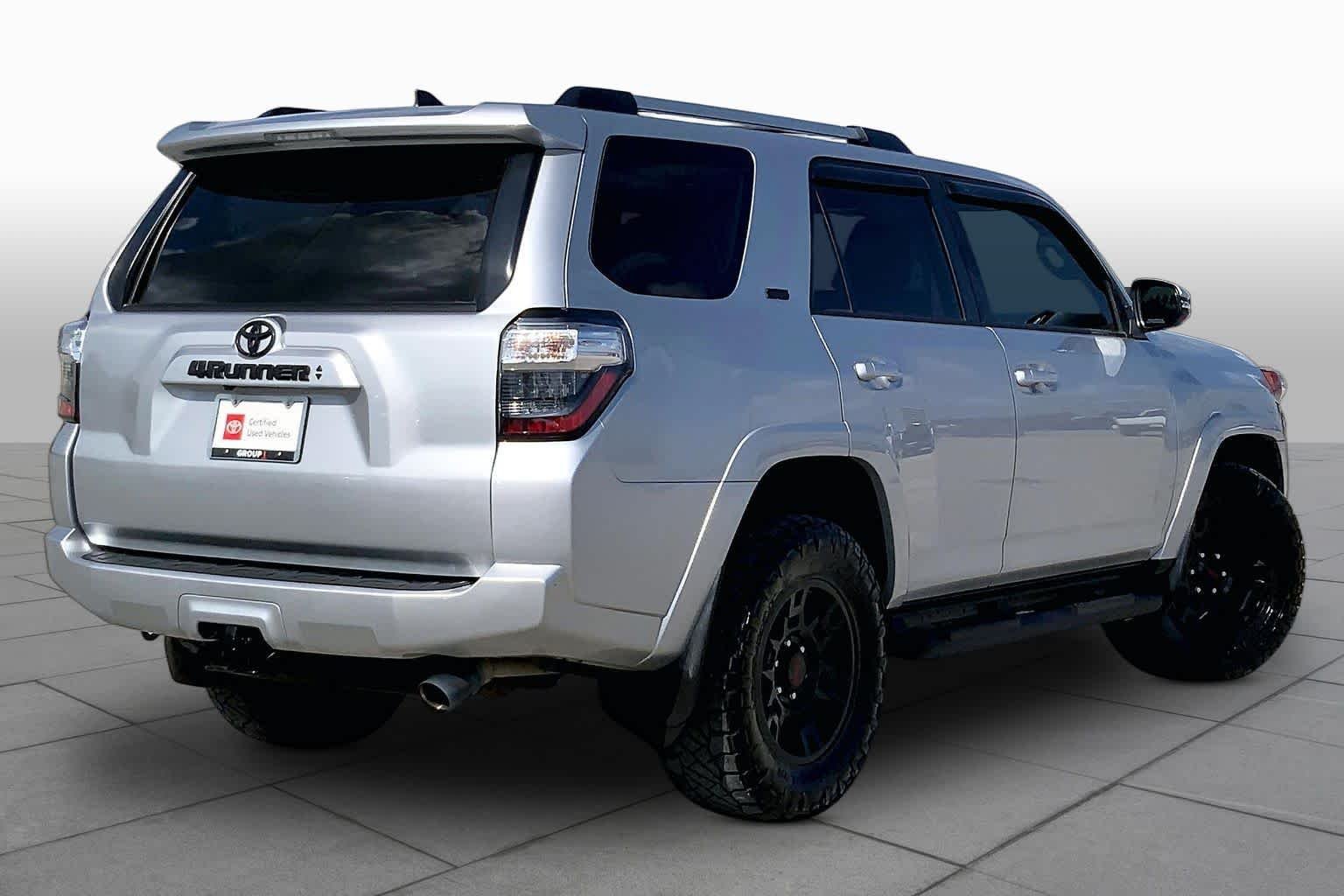 Used 2022 Classic Silver Metallic Toyota SR5 Premium image 13