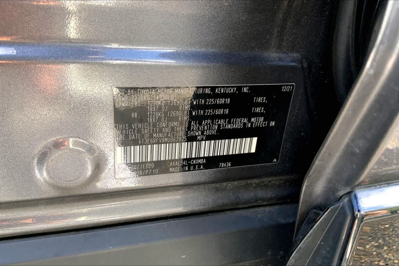 Used 2021 Magnetic Gray Metallic/Midnight Black Metallic Toyota Hybrid XSE image 34