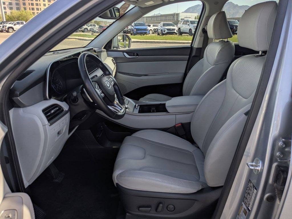 Used 2020  Hyundai SEL image 24