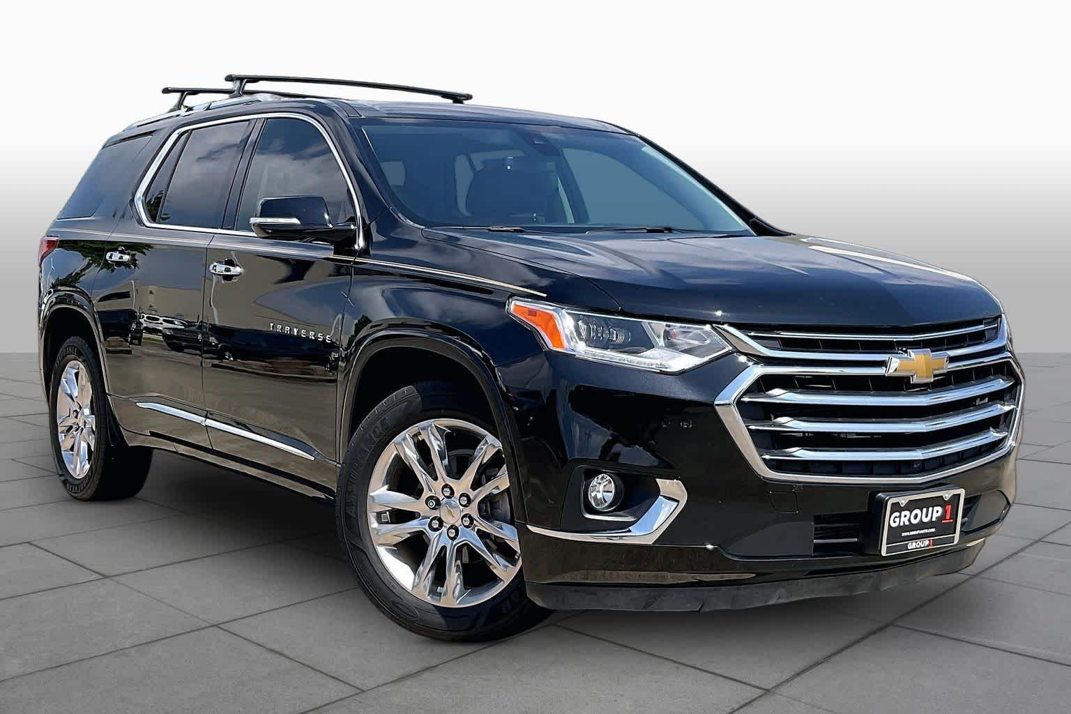 Used 2018 Mosaic Black Metallic Chevrolet High Country image 3