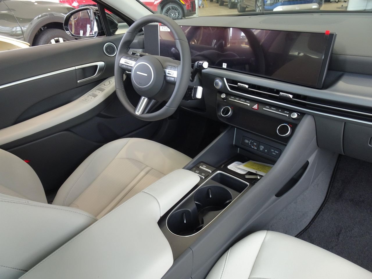 New 2026 Black Hyundai SEL Sport image 9
