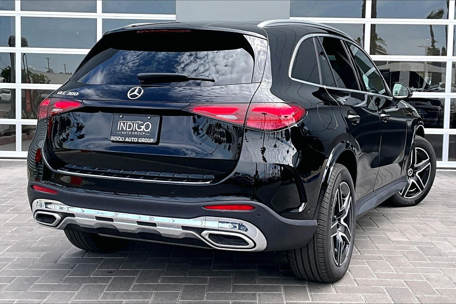 Used 2026 Black Mercedes-Benz GLC 300 image 13