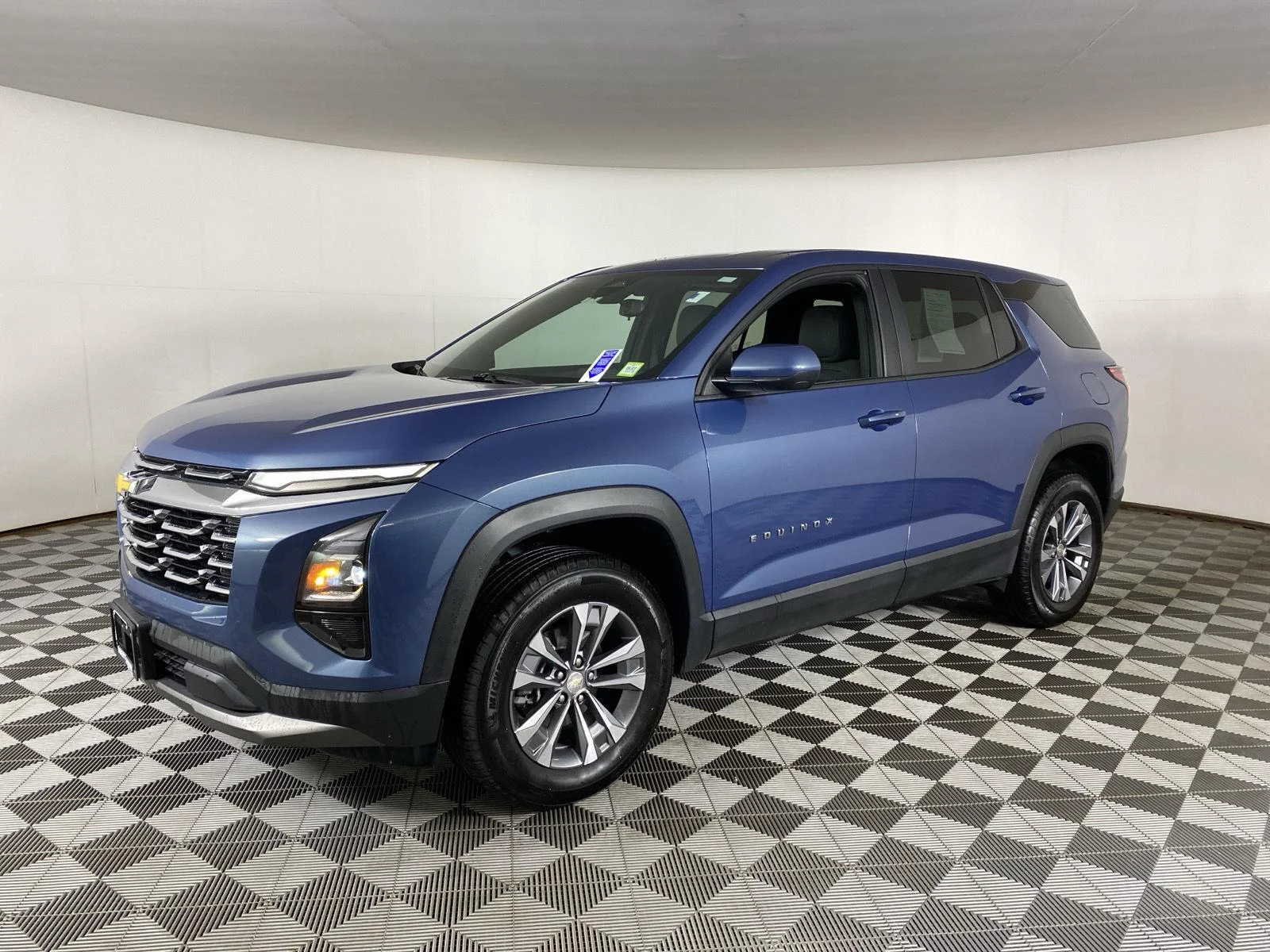 Used 2025 Lakeshore Blue Metallic Chevrolet AWD LT image 3