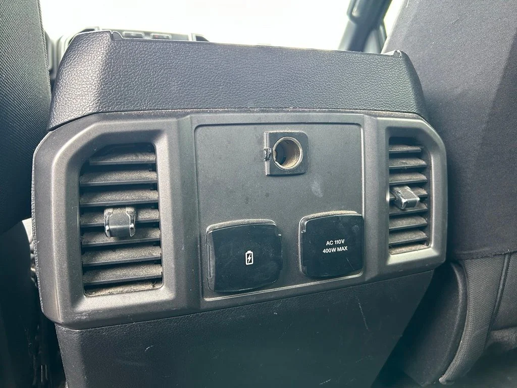 Used 2019 Black Ford XLT image 30