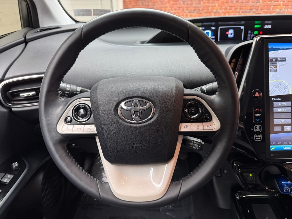 Used 2019 White Toyota Advanced image 12