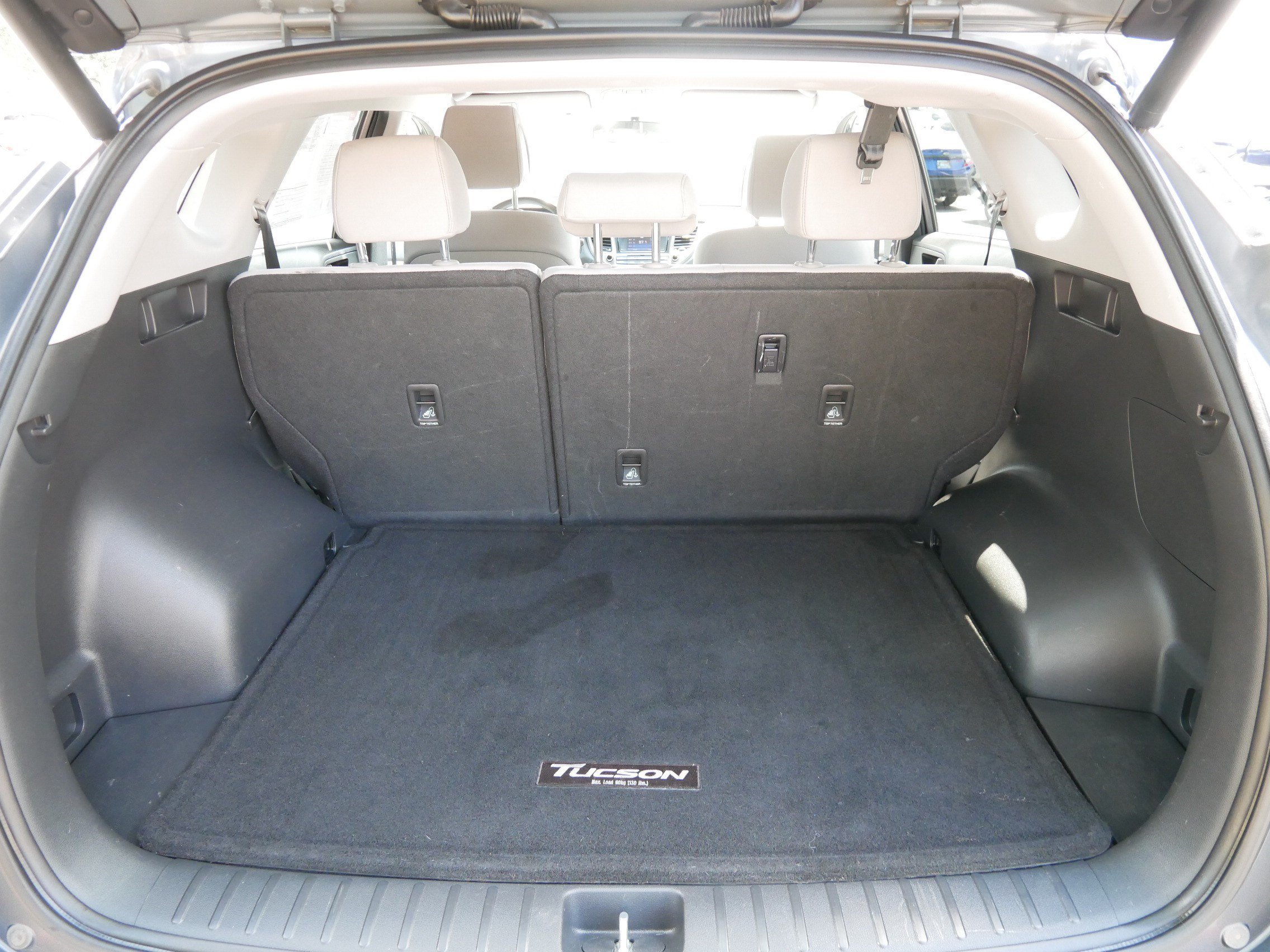Used 2017 Coliseum Gray Hyundai Sport image 17