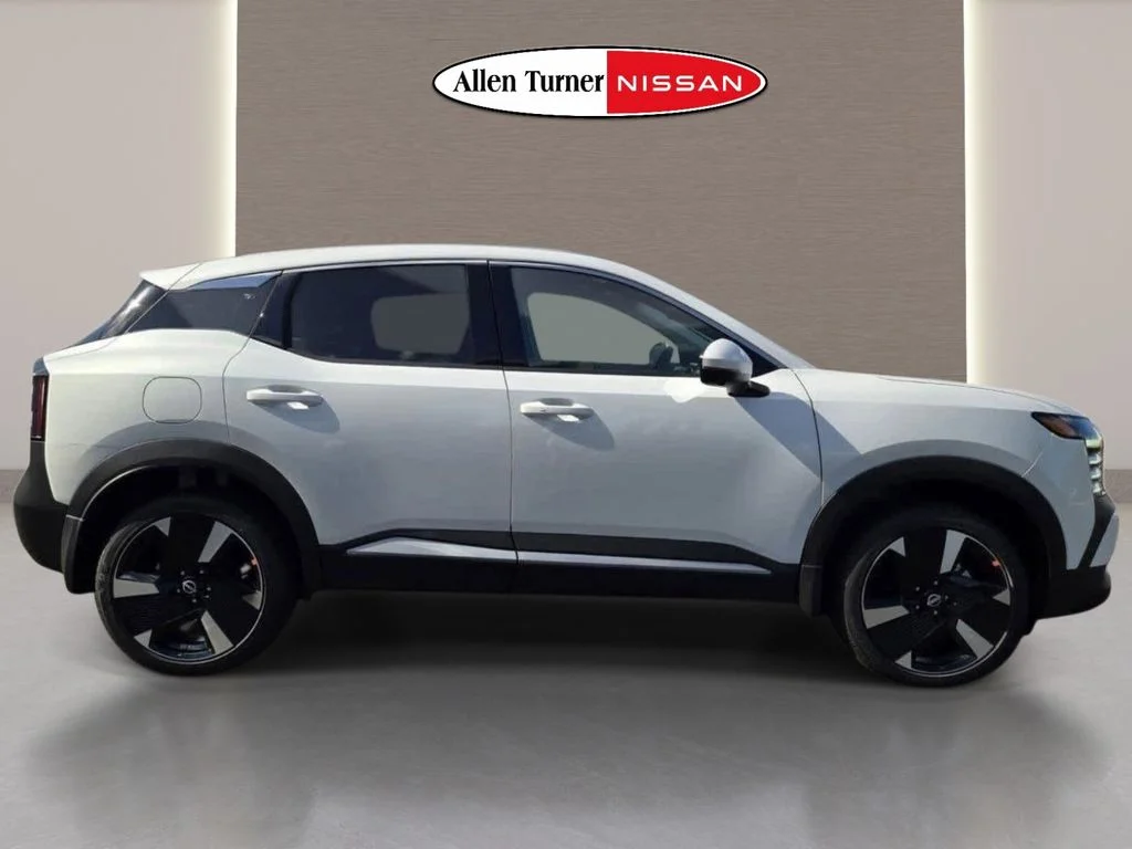 2025 Nissan Kicks SR - Photo 5