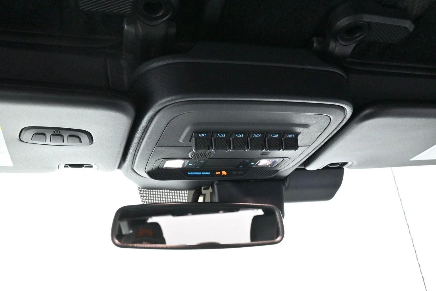 Used 2025 Oxford White Ford Badlands image 27
