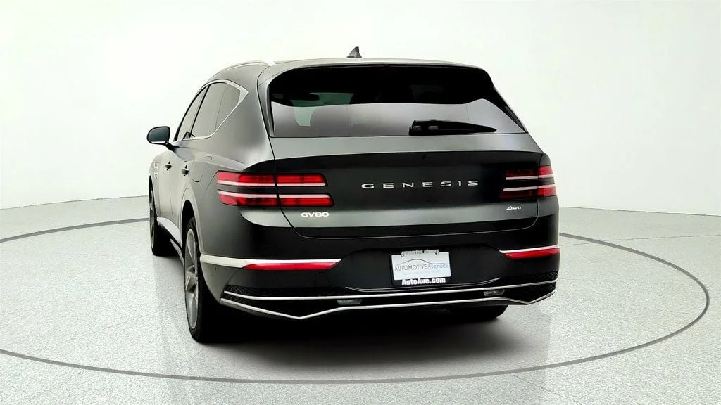 Used 2025 Storr Green Genesis 2.5T Prestige AWD image 6