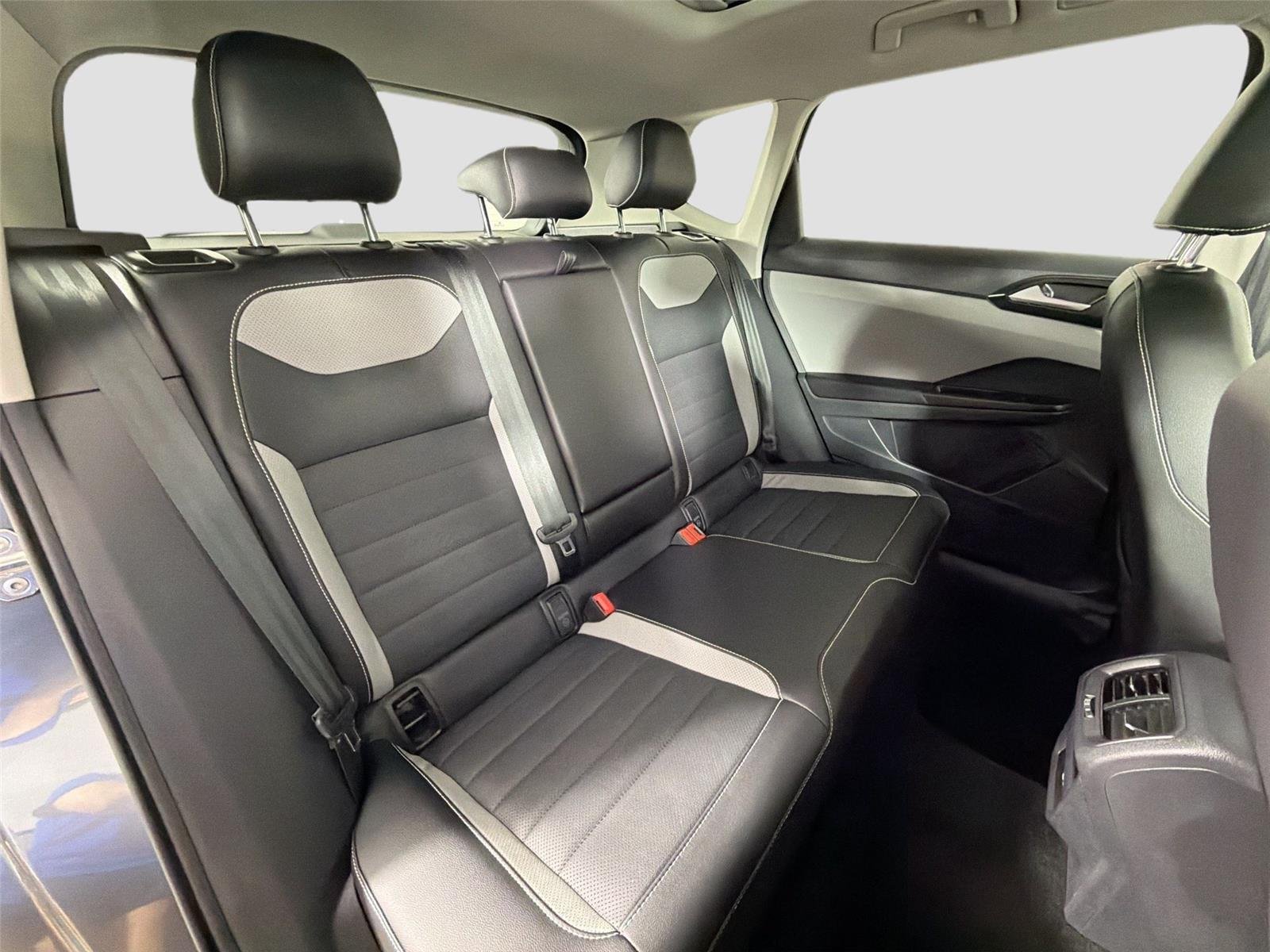 Certified Used 2023 Platinum Gray Metallic Volkswagen SEL image 25