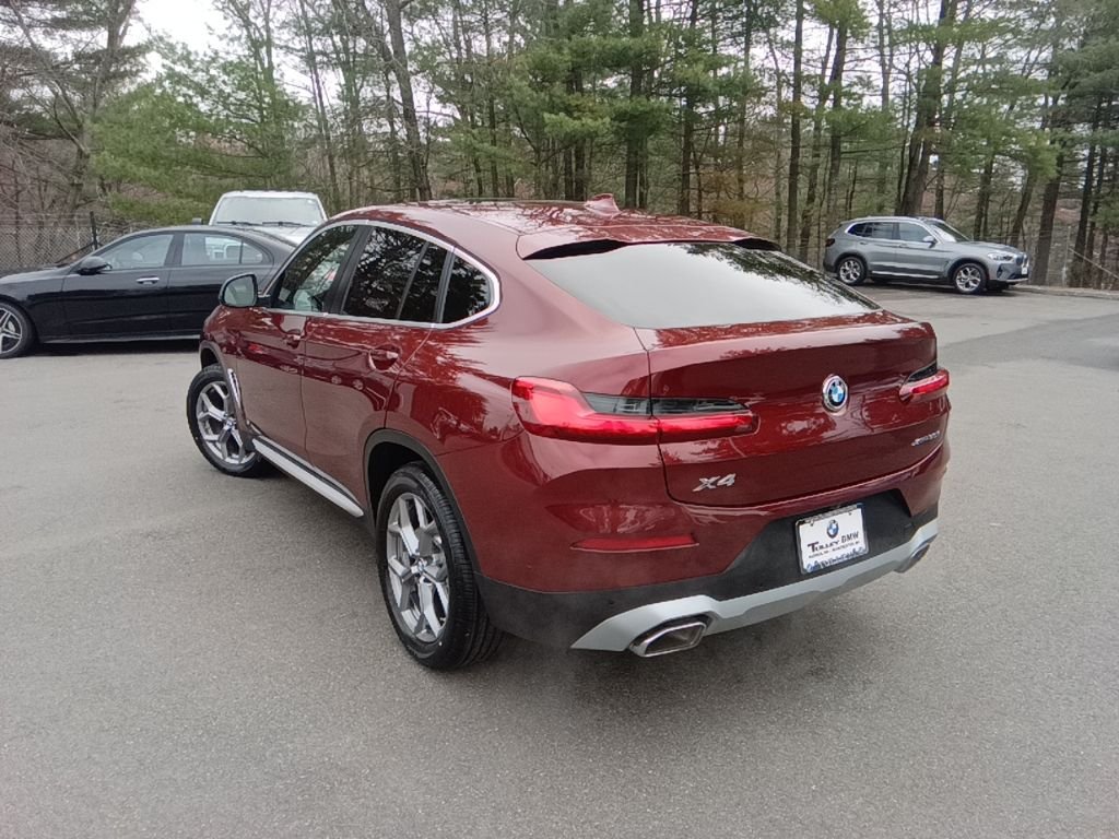 Used 2025 Aventurin Red Metallic BMW xDrive30i image 5