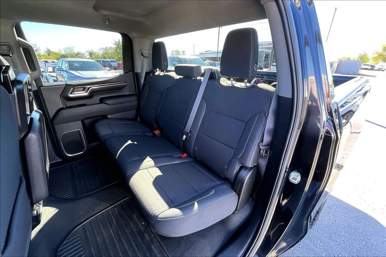 Used 2023 Black Chevrolet 4WD Crew Cab Short Bed LT with 2FL image 25
