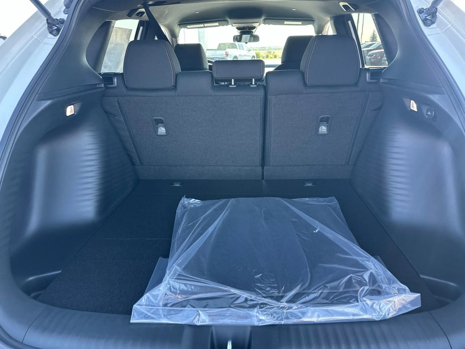 New 2027 Platinum White Pearl Honda Sport AWD image 22