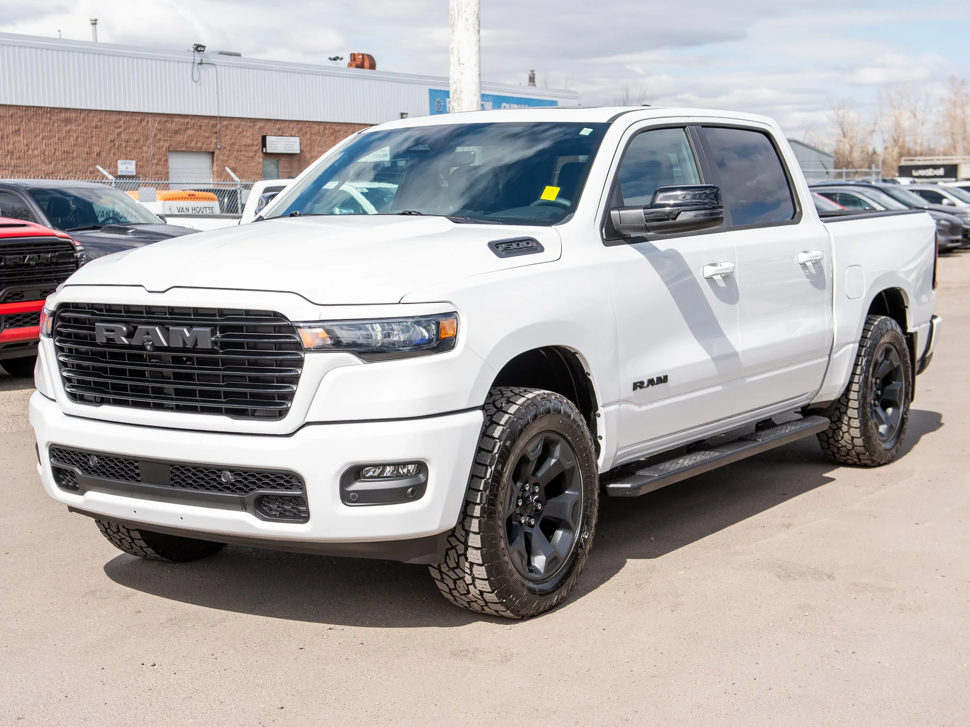 Certified Used 2026 White RAM Sport * Twin-Turbo | Panoramic Sunroof | Apple CarPlay | Lift Kit | Bedliner | 360 Camera | Nav image 11