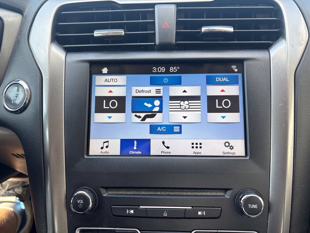 Used 2017 Ruby Red Metallic Ford SE image 19