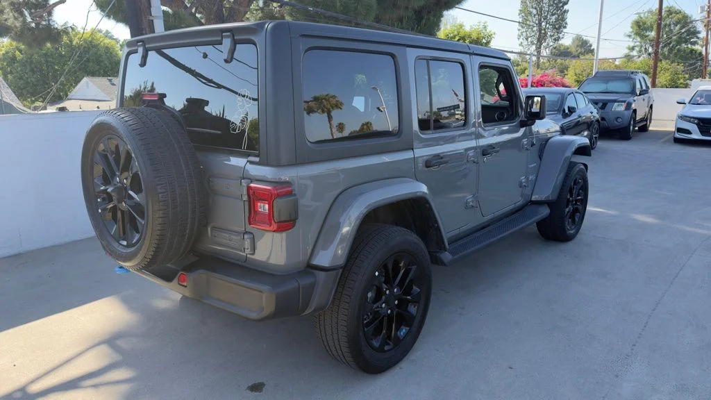 Used 2023 Gray Jeep Sahara 4xe image 4