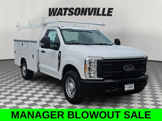 2026 Ford Chassis Cab F-350® XL