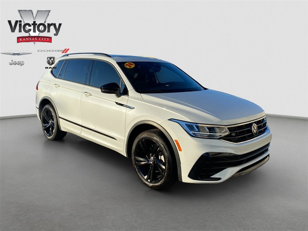 2024 Volkswagen Tiguan SE R-LINE BLACK