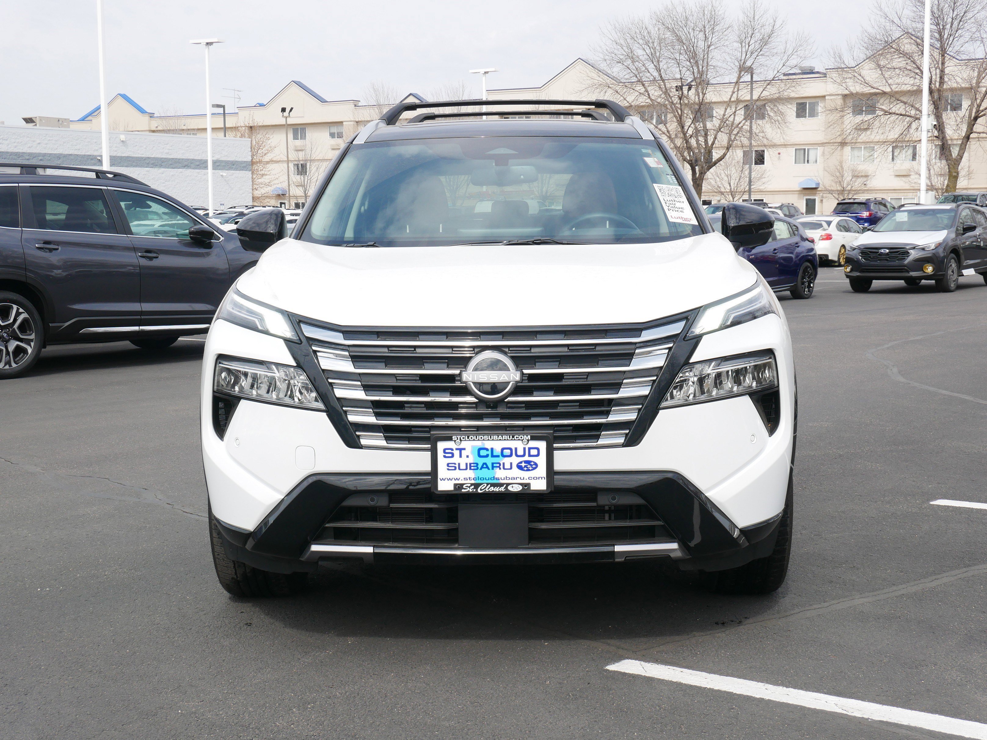 Used 2025 Nissan Rogue Platinum with VIN JN8BT3DD3SW470199 for sale in Saint Cloud, Minnesota